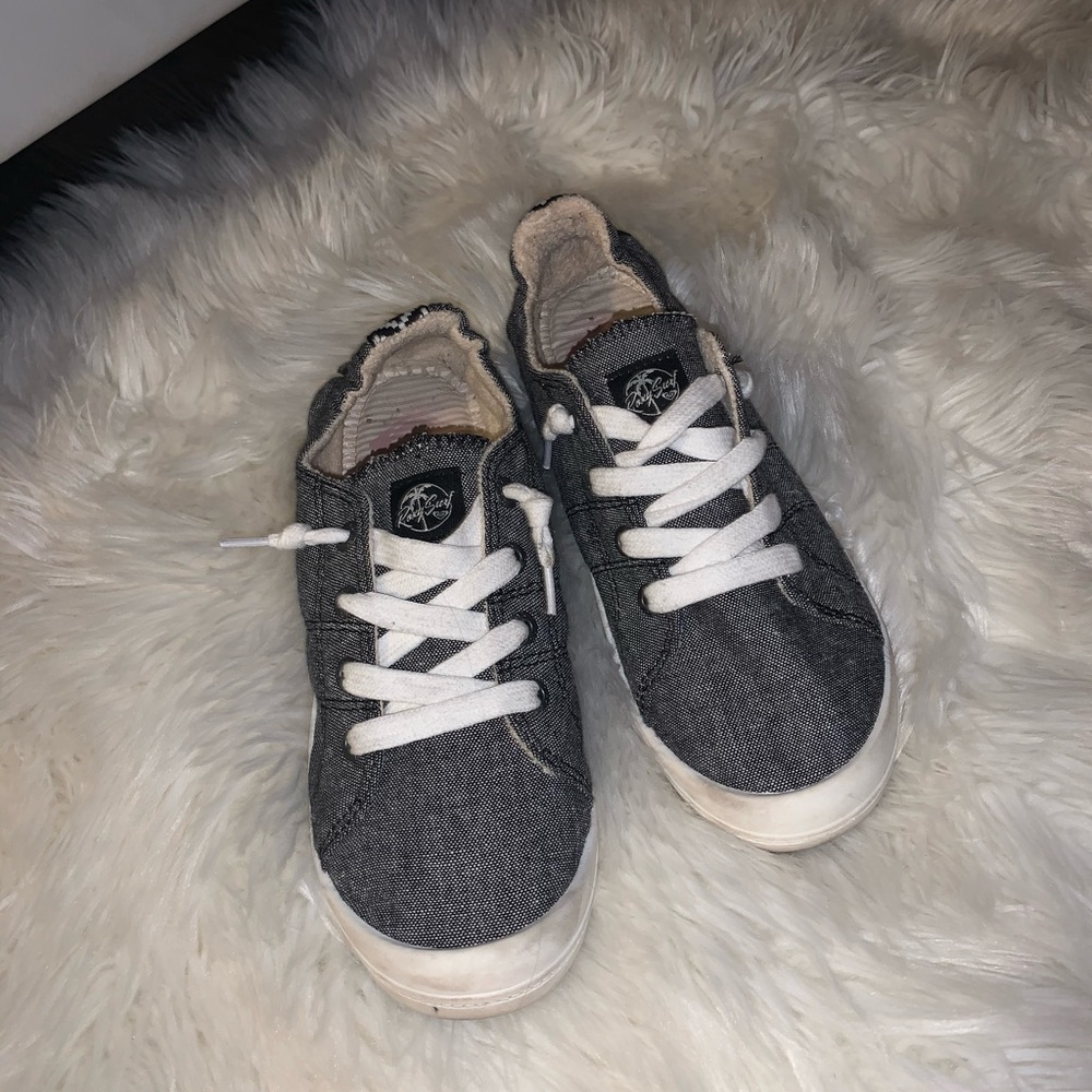 Roxy slip on sneakers